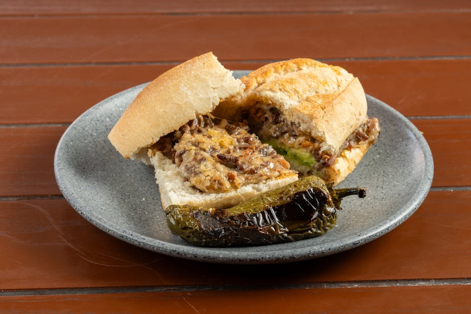 Foto de Bocadillo de lengua con pimientos y chalotas