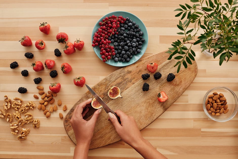 Foto de Copa de frutas con tejas de almendra